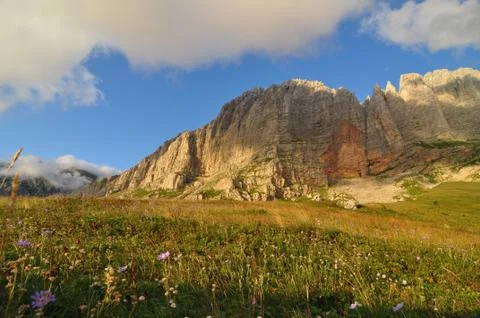 Sun rays on a mountain in the Alps	 Foto stock