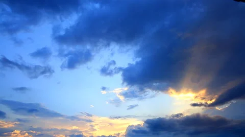 Sun rays through the clouds at sunset Stock Footage 40513177