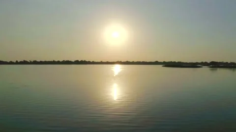 Sun reflection in lake udaipur Stock Footage 218292473
