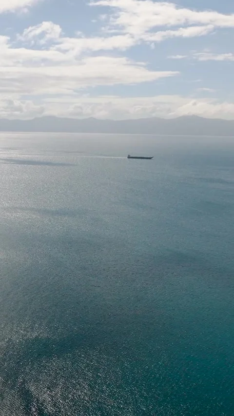 Sun reflection over the sea in Romblon, Philippines. Stock Footage 311464068