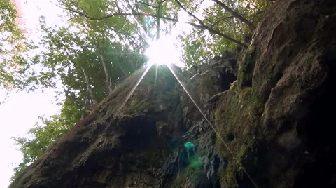 Sun on the ridge Vídeo Stock 64316251