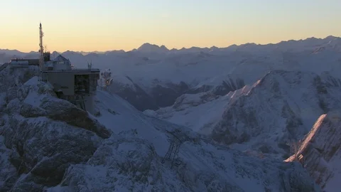The sun rises of Mt Zugspitze Stock-Footage 102218194