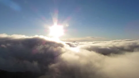 Sun rising over clouds Video stock 159371094