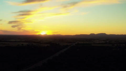 Sun Sets Behind Mallorca Countryside Hills Vídeo Stock 346502042