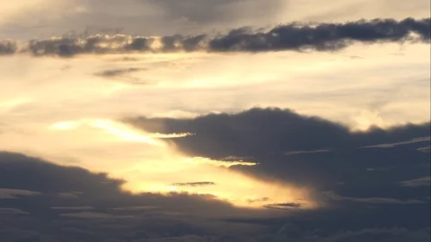 The sun sets with black clouds moving through.Time Lapse 库存影片 108651236