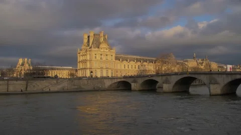 The sun sets on the city. Stock Footage 146685954