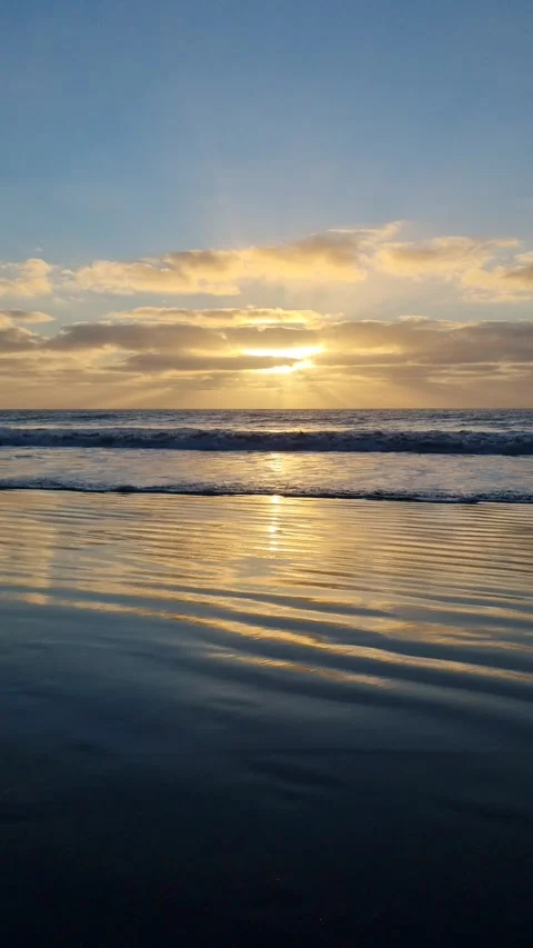 Sun Setting on the Atlantic Ocean in Tenerife Canary Island Spain Video stock 307632731