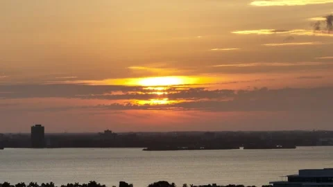 Sun setting on Miami Beach Video stock 249000411