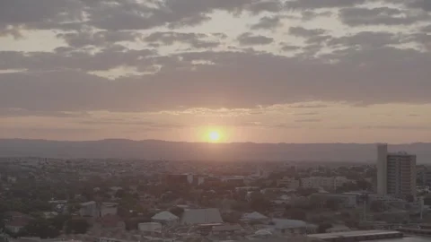 Sun setting over Windhoek, Namibia 스톡 동영상 244706203