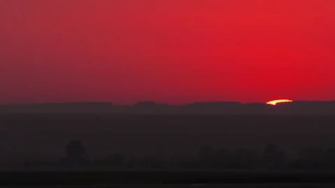 Sun setting, red sunset Stock Footage 289119442