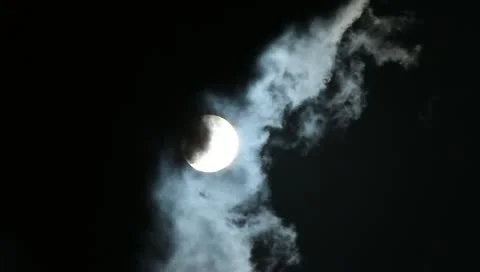 The sun in shadow of the clouds Vídeo Stock 11447794