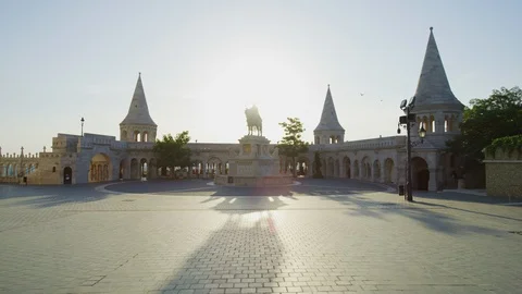 Sun shining over St. Stephen Statue Stock Footage 99795446