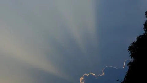  The sun shining through the clouds Stock-Fotos