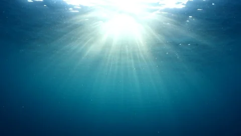 Sun underwater beams and rays sun shine slow Video stock 119114242
