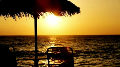 Sunbed and parasol 動画素材 39935065
