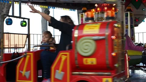 Sunday on the carousel Stock Footage 142533090