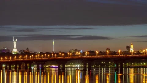 Sundown over Dnieper river in downtown of Kyiv city Stock Footage 205047005