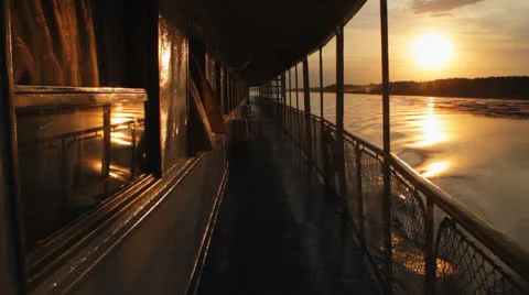 Sundown on river. 01 Video stock 25827642