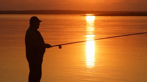 Sundown on river. 23 Stock Footage 25915009