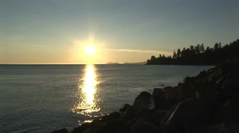 SUNDOWN ZOOM Stock Footage 21831122