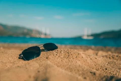 Sunglasses on the beach Foto stock