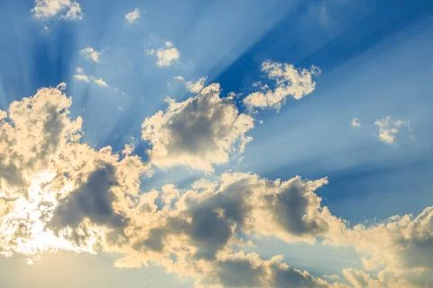 Sunlight with cloud on blue sky Foto stock