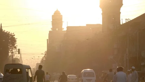 Sunlight hitting the roads Video stock 111708077