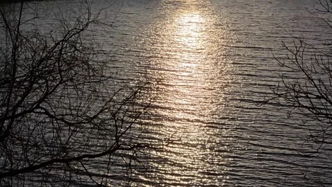 Sunlight Reflection on Han River Water Near Paldang Bridge in Gyeonggi Province. Vídeos de archivo 330754838