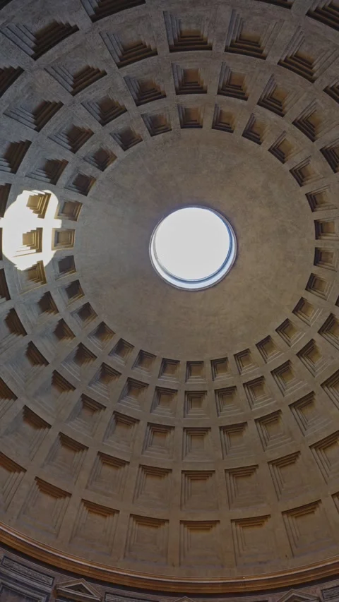 Sunlight streaming through Pantheon's oculus Video stock 343850707