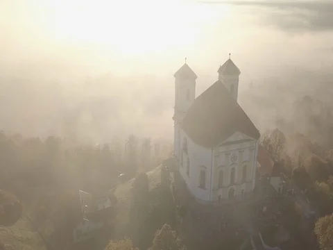 Sunlit Church Vídeo Stock 81976755