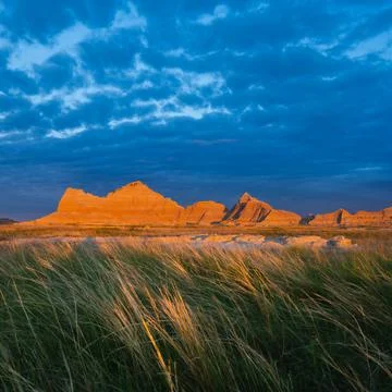 Sunlit Formations in Badlands Фото