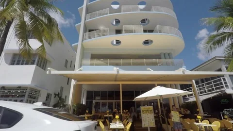 Sunny boulevard in Miami Beach. Stock Footage 80942098