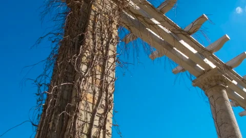 Sunny budapest view from arch. Stock Footage 292933382