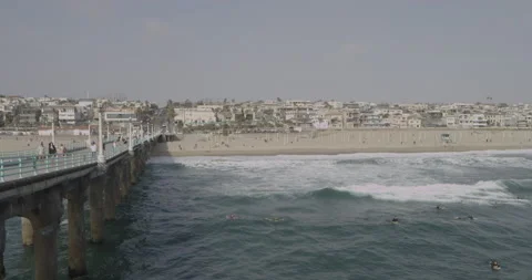 Sunny day at Manhattan beach viewed from a pier Stock Footage 150433596