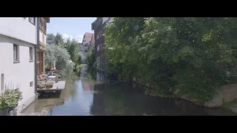 Sunny Day Stroll Through Historic Ulm, Germany 스톡 동영상 313582149