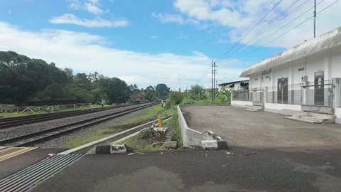 Sunny Day View of Empty Parallel Railway Tracks Video stock 346227067