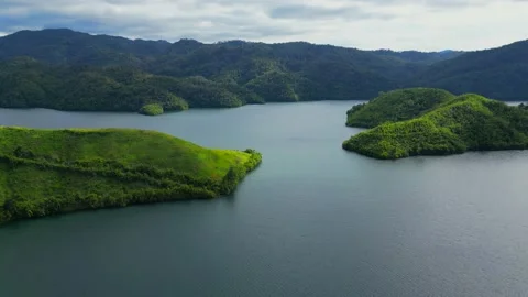 A sunny day view from Nin Bin, Vietnam, Mountains and lake area 4K Video Video stock 235814470