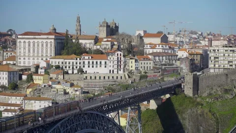 Sunny panoramic view of the Ribeira district and the iconic bridge. Stock Footage 327624468