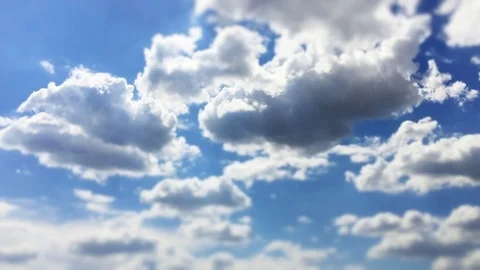 Sunny Rolling Clouds Timelapse 스톡 동영상 89335217