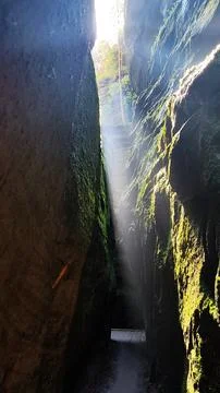 Sunrays filter through Adrspach-Teplice Rocks Stock-Fotos