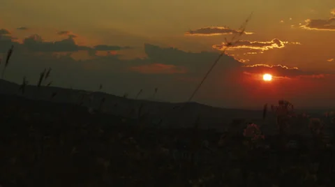 Sunrise 4k time lapse Stock Footage 33985866