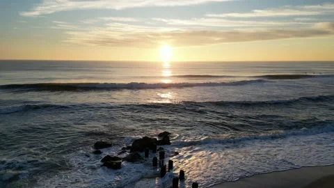SUNRISE ABOVE THE JETTY 動画素材 228822710