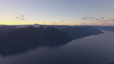 Sunrise aerial view Great Bear Rainforest in British Columbia. Canada 스톡 동영상 330280317