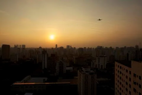 Sunrise and sunset Stock Photos