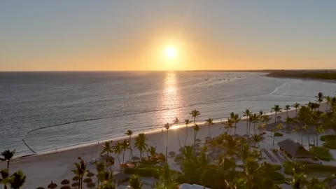 Sunrise Beach In Bavaro In Punta Cana Dominican Rep.. Vídeo Stock 324110378