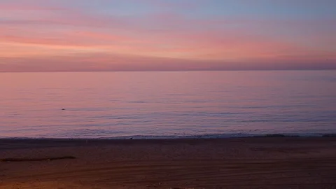 Sunrise on the beach. Stock Footage 129599304