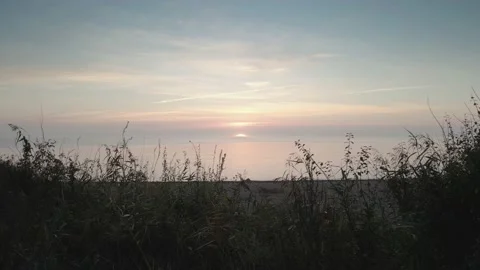 Sunrise at the beach Stock-Footage 164058930