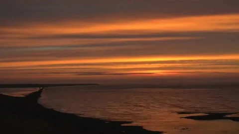 Sunrise on the beach Vídeo Stock 221440710