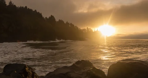 Sunrise beach with light house time lapse Video stock 165243859