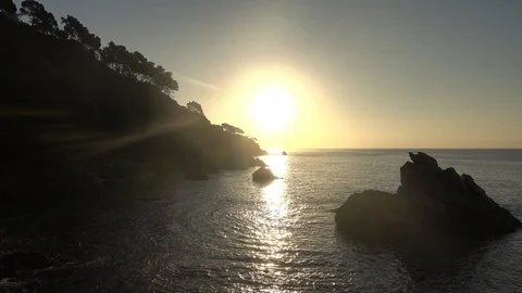Sunrise on the beach of Lloret de Mar Video stock 111257393